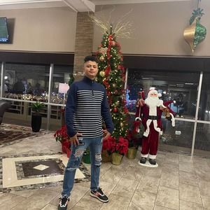 Meet your Posher, Victor daniel